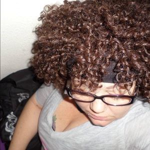 Meet your Posher, Laura